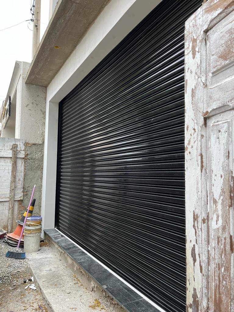 Portão Comum de Enrolar